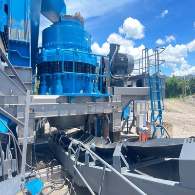 70-300 т / ч Каменная производственная линия Crawler Mobile Cone Crusher с передовыми технологиями
