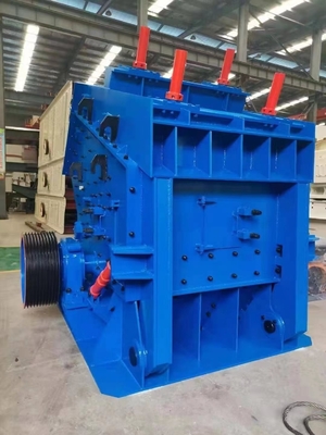 PF1210 Каменноугольный ударный дробилка с мощностью 35-550 т / ч и мощностью мотора 55-440 кВт